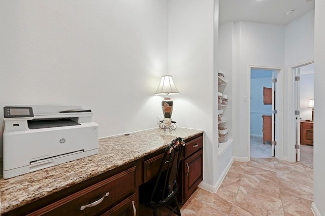 740 Harris Dr, Austin, TX 78737 - bathroom featuring a bath