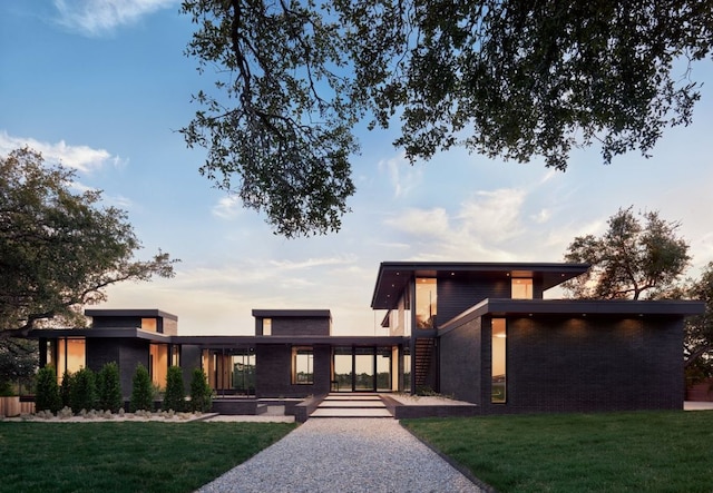 807 Redbud Trl, West Lake Hills, TX 78746 - contemporary house with a front lawn