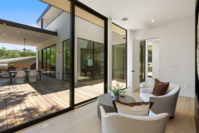 2502 Barhill Dr, Austin, TX 78704 - view of sunroom / solarium