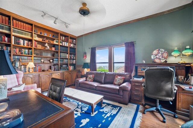 2006 Wychwood Dr, Austin, TX 78746 - photo 22