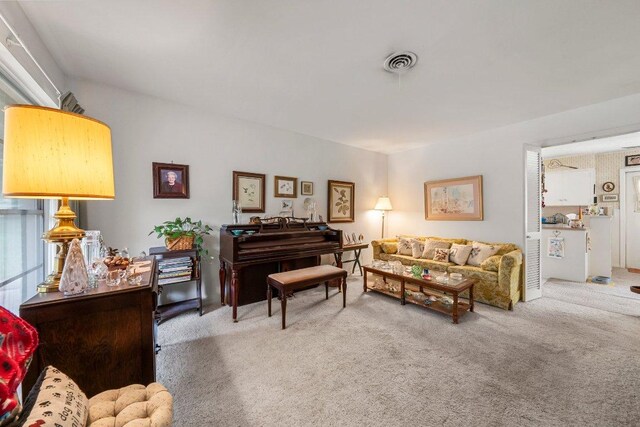 3108 W Terrace Dr, Austin, TX 78757 - view of carpeted living room