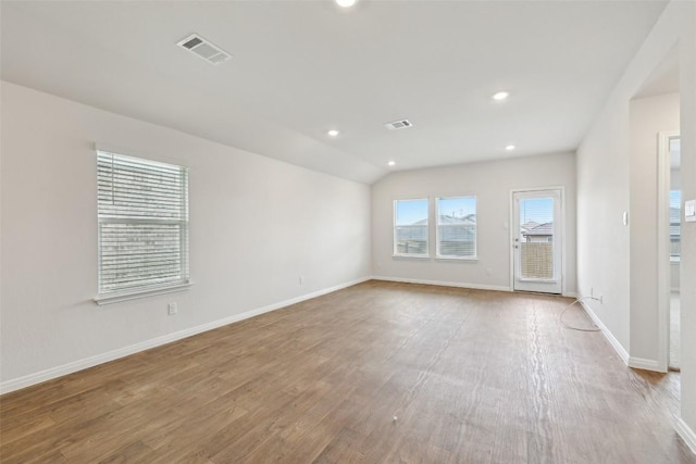 528 Evergreen Sumac Loop, Kyle, TX 78640 - spare room with wood finished floors, baseboards, and recessed lighting