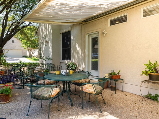 101 Chickadee Cv, Georgetown, TX 78633 - view of patio / terrace with outdoor dining area