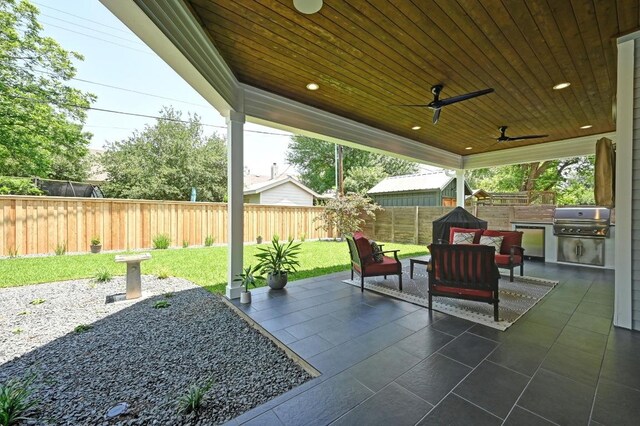 3102 Hunt Trl, Austin, TX 78757 - view of patio featuring ceiling fan and an outdoor hangout area