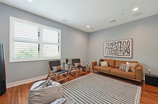 3102 Hunt Trl, Austin, TX 78757 - living area with baseboards, wood finished floors, and recessed lighting