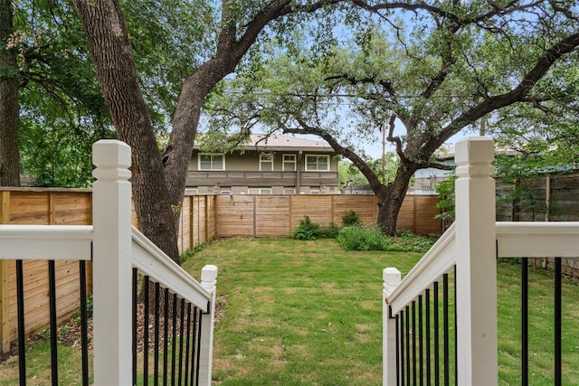 1208 W Oltorf St Unit B, Austin, TX 78704 - view of yard