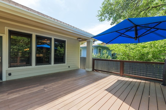2112 W 11th St, Austin, TX 78703 - view of wooden deck