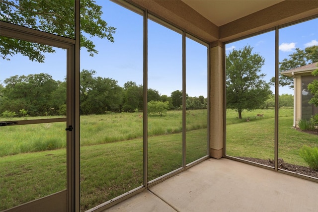 233 Crockett Loop, Georgetown, TX 78633 - view of unfurnished sunroom