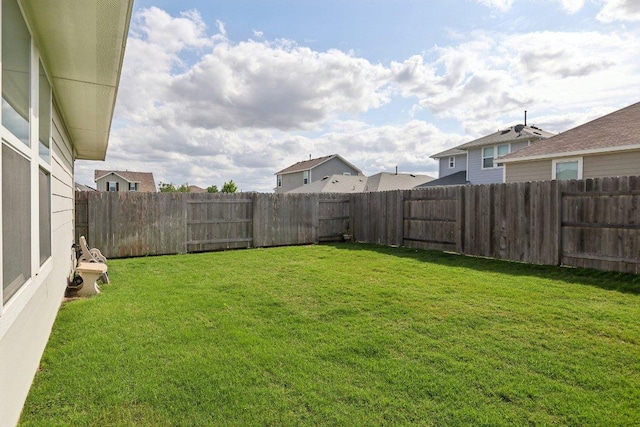 6032 Urbano Bnd, Round Rock, TX 78665 - view of fenced backyard