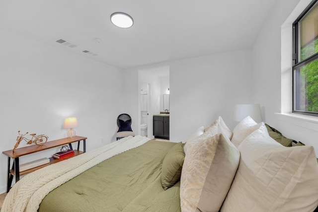 8104 Valleyfield Dr, Austin, TX 78724 - bedroom with ensuite bathroom