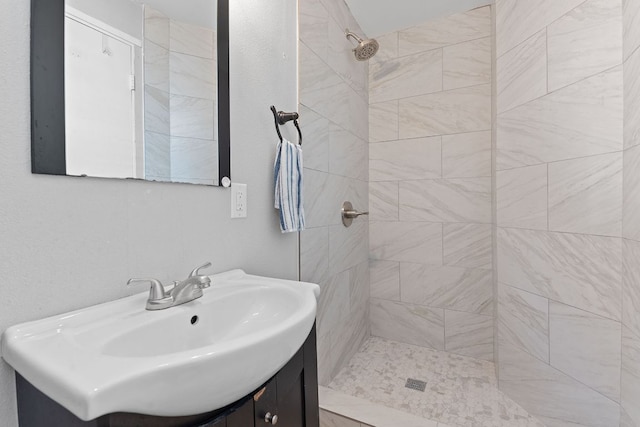 4611 Rosedale Ave, Austin, TX 78756 - full bath with tiled shower and vanity