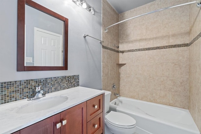 2414 Longview St Unit 303, Austin, TX 78705 - full bath featuring vanity, tub / shower combination, and tasteful backsplash