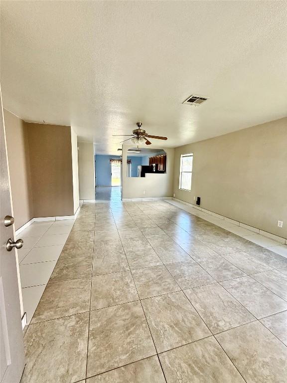 3212 Blackburn Dr, Killeen, TX 76543 - photo 2
