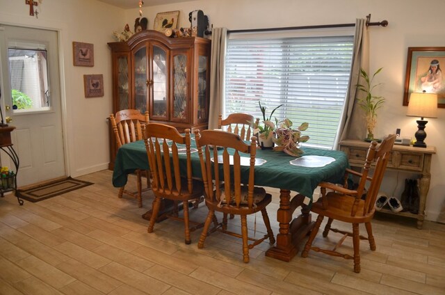 907 Pepperell Ct, Austin, TX 78753 - dining area featuring light wood-style flooring