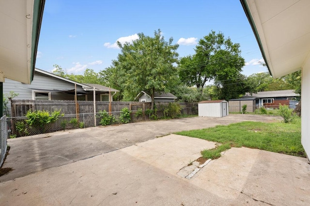 8309 Burrell Dr, Austin, TX 78757 - view of patio / terrace