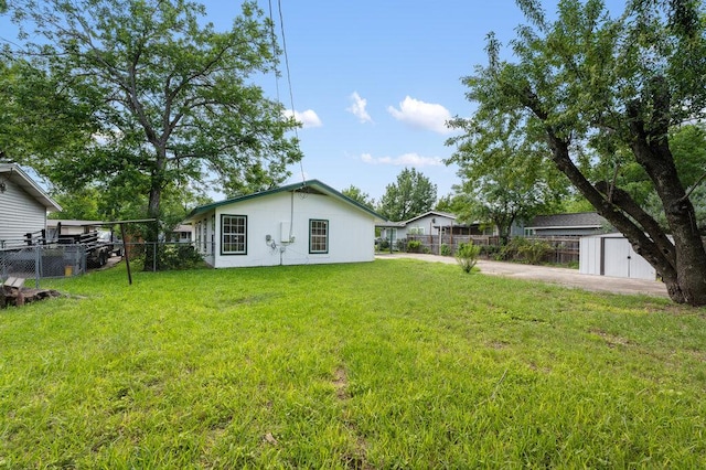8309 Burrell Dr, Austin, TX 78757 - view of yard