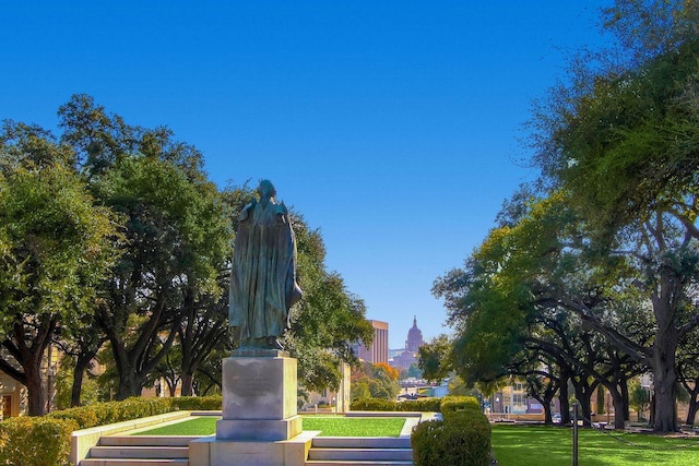 1800 Lavaca St Unit A-514, Austin, TX 78701 - view of home's community with a yard