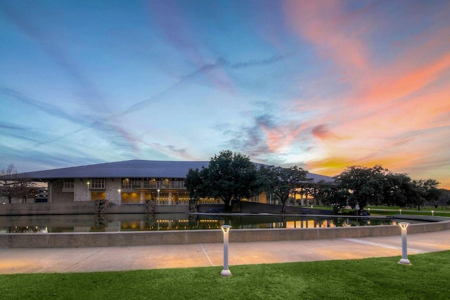 1800 Lavaca St Unit A-514, Austin, TX 78701 - view of property's community with a lawn