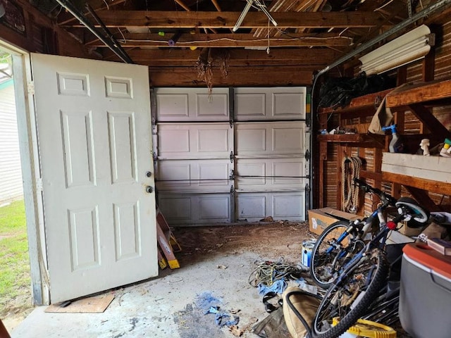 102 Stubblefield Dr, Elgin, TX 78621 - view of garage