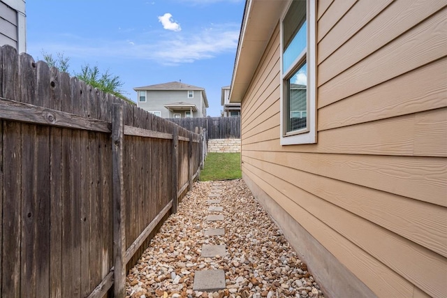 168 Pearl Way, Buda, TX 78610 - view of yard
