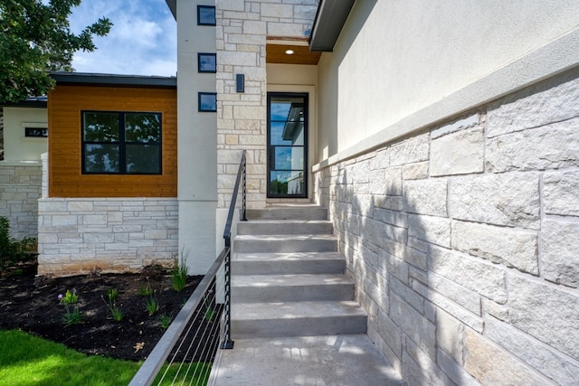 625 Desert Rose N, Horseshoe Bay, TX 78657 - view of exterior entry with stone siding