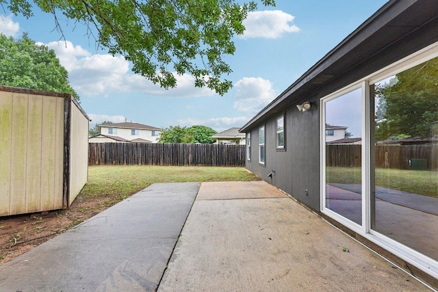 717 Blair Ave, Bastrop, TX 78602 - view of patio