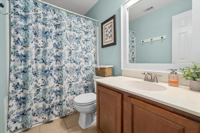 full bathroom with tile patterned floors, toilet, vanity, and a shower with curtain