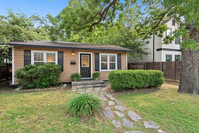 2603 Hidalgo St, Austin, TX 78702 - view of bungalow-style house