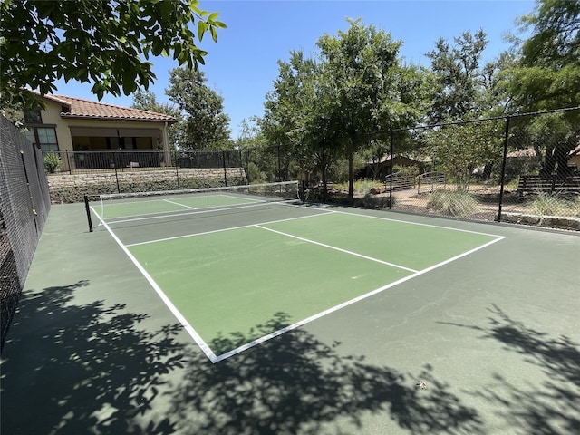 104 Rivalto Cir Unit 1, Lakeway, TX 78734 - view of tennis court