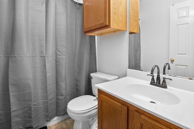 full bath with toilet, vanity, a shower with curtain, and tile patterned flooring