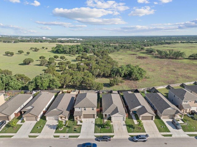 525 Longmount Cv, Liberty Hill, TX 78642 - photo 38