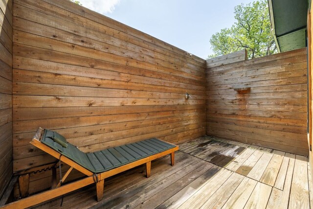 1307 E 2nd St, Austin, TX 78702 - view of wooden terrace