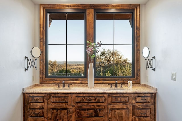 164 Camino Del Reserve, Comfort, TX 78013 - bathroom with double vanity