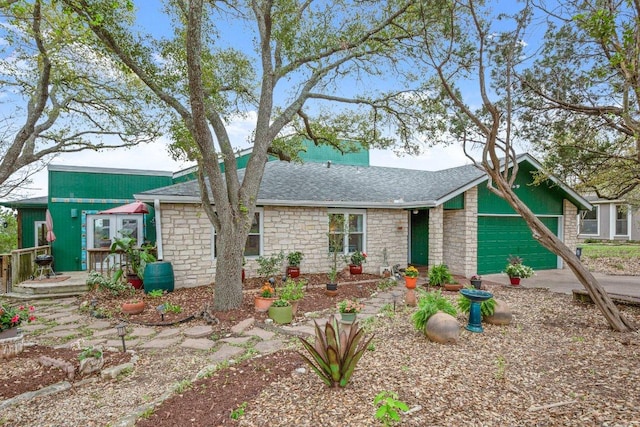 6906 Chinook Dr, Austin, TX 78736 - mid-century inspired home featuring stone siding and a shingled roof