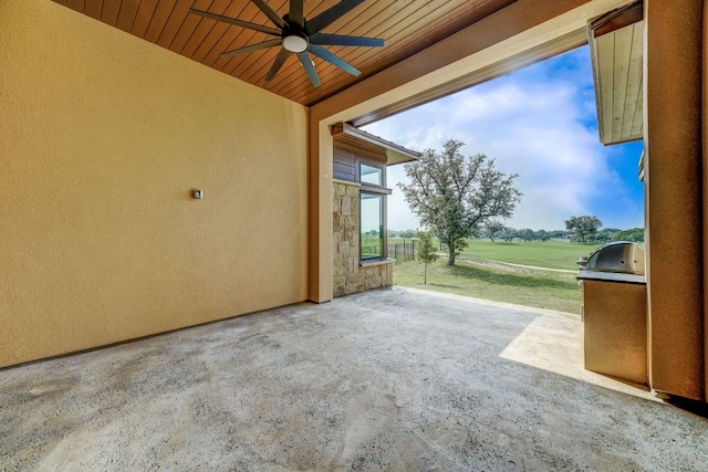 view of patio / terrace with ceiling fan
