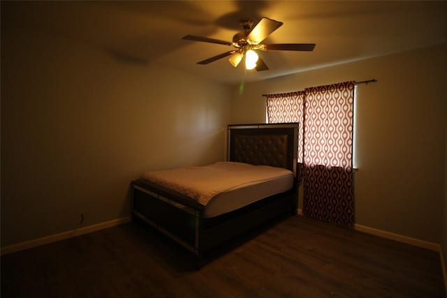 12302 Uttimer Ln, Austin, TX 78753 - bedroom featuring wood finished floors, baseboards, and ceiling fan