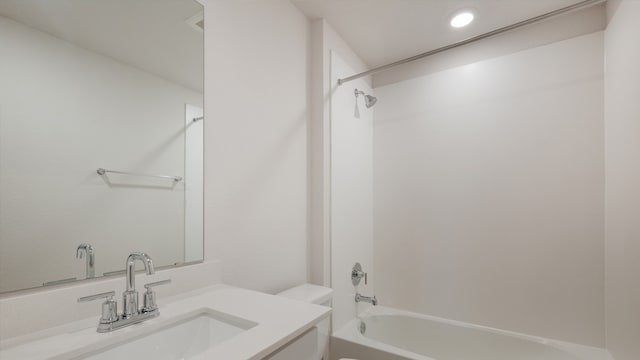 329 Lone Cedar Rd, Marble Falls, TX 78654 - full bathroom featuring bathtub / shower combination, toilet, vanity, and recessed lighting