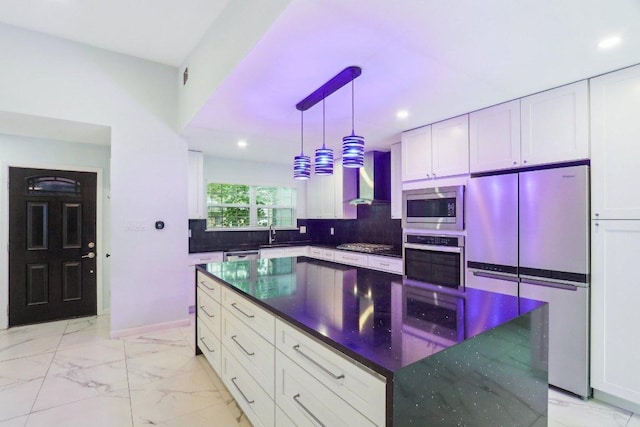 309 Northwood Dr, Georgetown, TX 78628 - kitchen featuring stainless steel appliances, backsplash, recessed lighting, and white cabinets