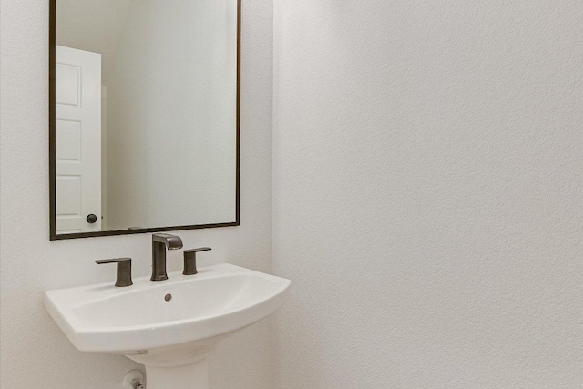 1352 S Brook Dr, Leander, TX 78641 - bathroom featuring a sink
