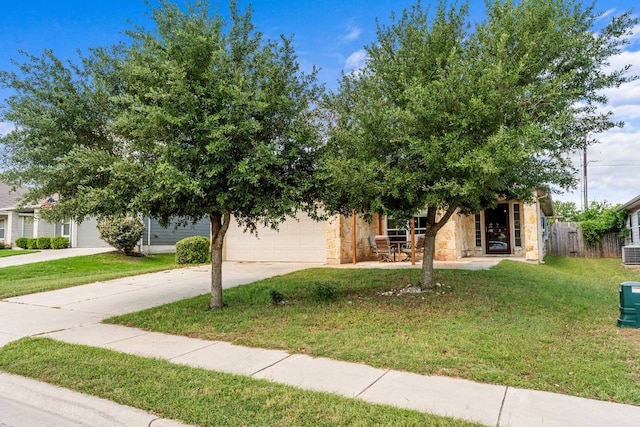 604 Comal Run, Hutto, TX 78634 - photo 2