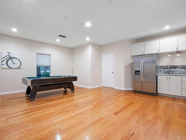 9402 Bluegrass Dr, Austin, TX 78759 - recreation room featuring light wood-type flooring, billiards table, and recessed lighting