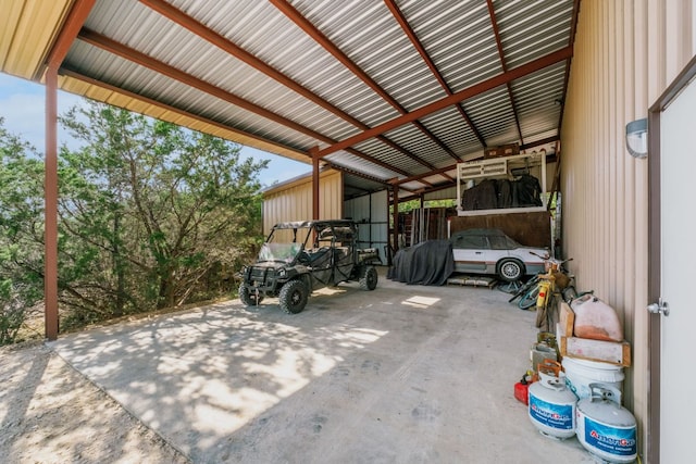 124 Hoskins Trl, Boerne, TX 78006 - view of car parking featuring an attached carport