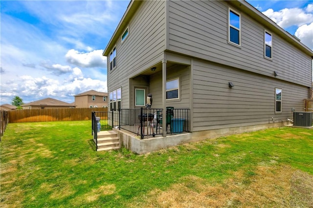 428 Major Lee Ln Unit 10H, Jarrell, TX 76537 - back of property featuring a fenced backyard