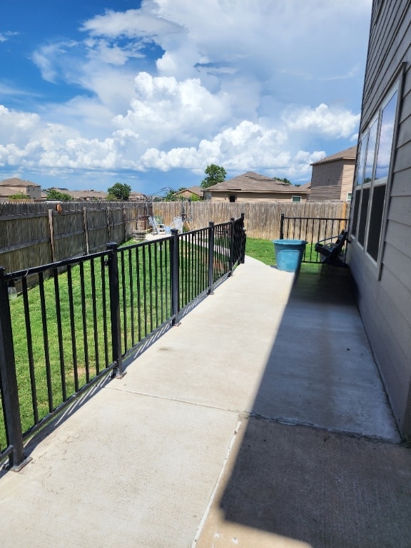 428 Major Lee Ln Unit 10H, Jarrell, TX 76537 - view of fenced backyard