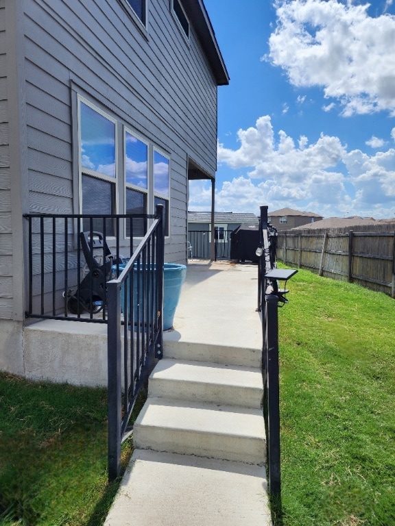 428 Major Lee Ln Unit 10H, Jarrell, TX 76537 - entrance to property