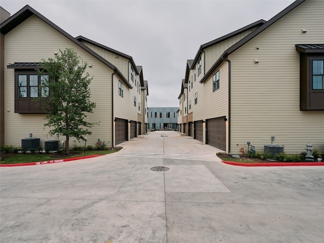 2209 Woodland Ave Unit 501, Austin, TX 78741 - view of concrete road