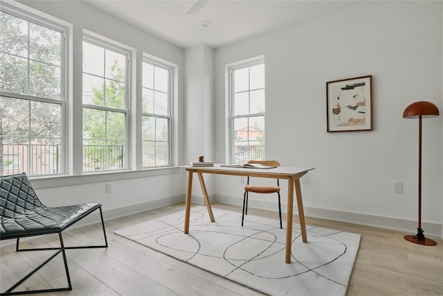 2209 Woodland Ave Unit 501, Austin, TX 78741 - office featuring light wood-type flooring and baseboards