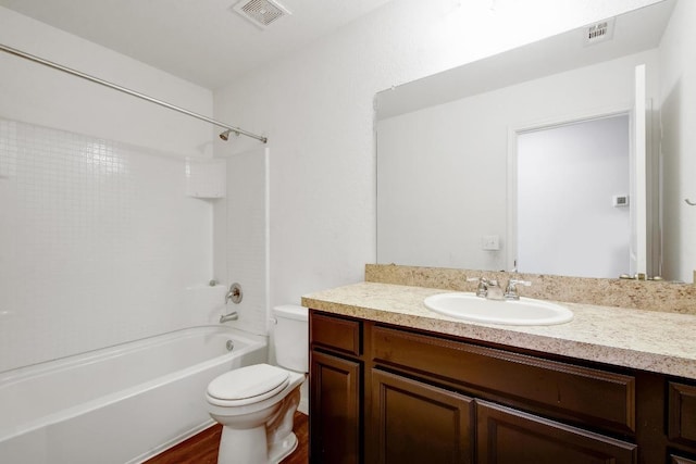 750 Bunton Reserve Blvd, Kyle, TX 78640 - full bath with vanity, bathtub / shower combination, and wood finished floors