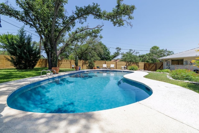 4902 Pony Chase, Austin, TX 78727 - view of pool with a fenced backyard