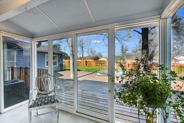 1312 N 8th St, Temple, TX 76501 - sunroom featuring a deck and tile patterned flooring